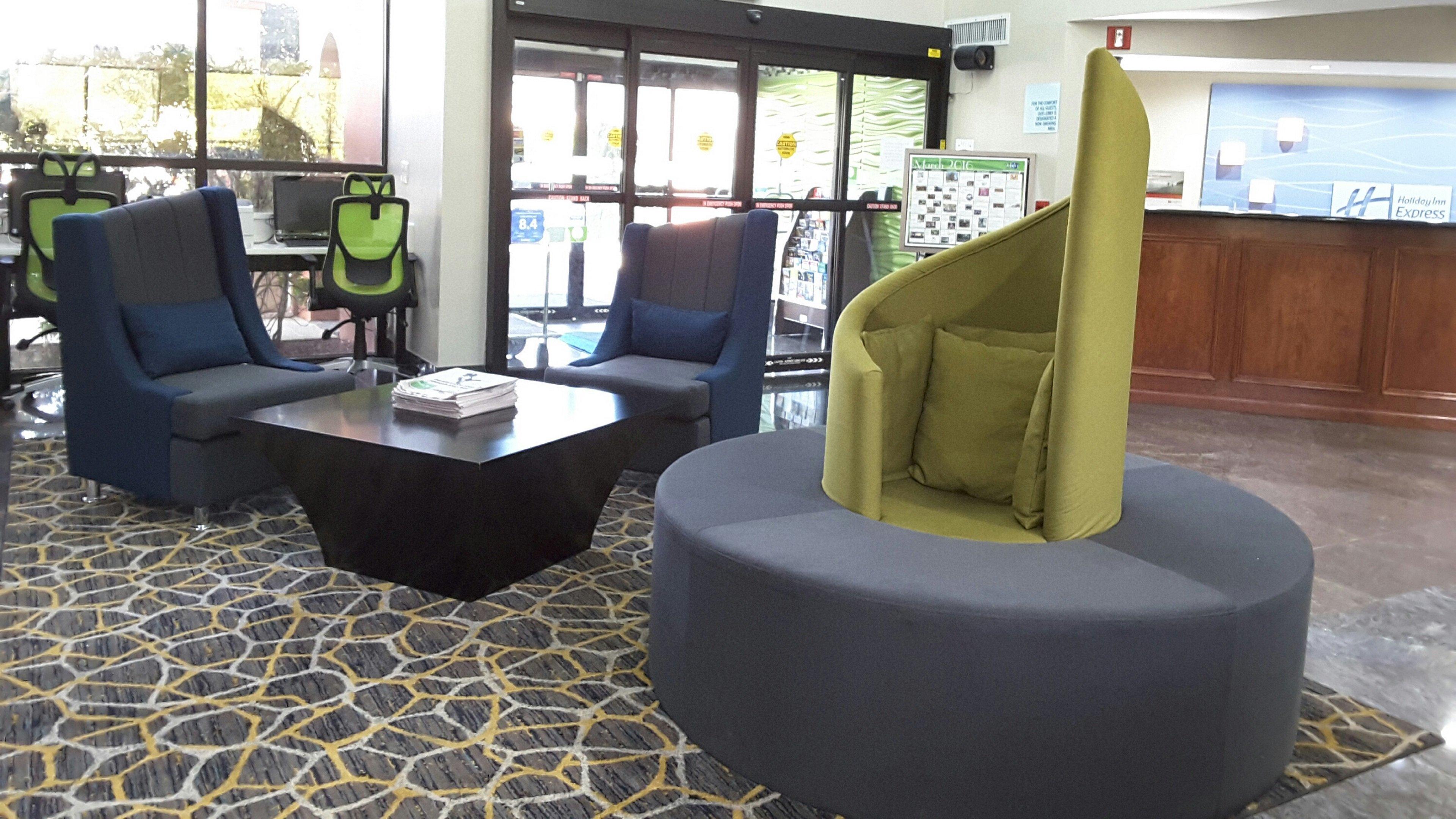 Holiday Inn Express Hotel & Suites Lawrenceville By Ihg Zewnętrze zdjęcie
