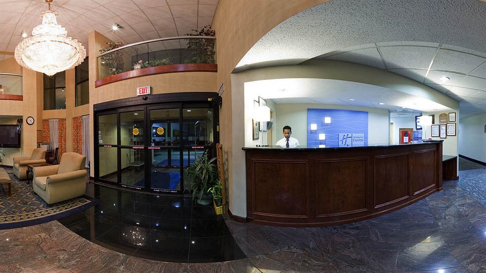 Holiday Inn Express Hotel & Suites Lawrenceville By Ihg Zewnętrze zdjęcie